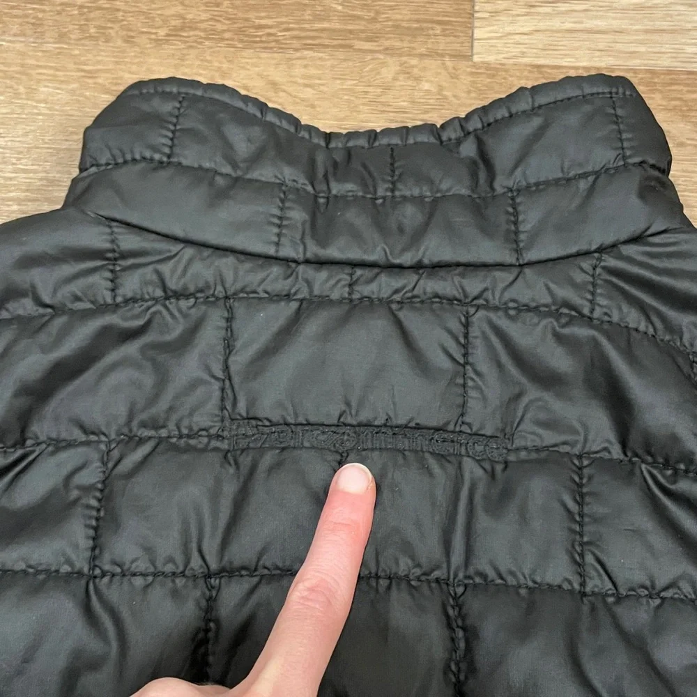 Patagonia Women’s Nano Puff Vest - Picture 5 of 6